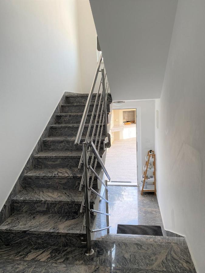 Apartments Carpe Diem Primosten Ngoại thất bức ảnh