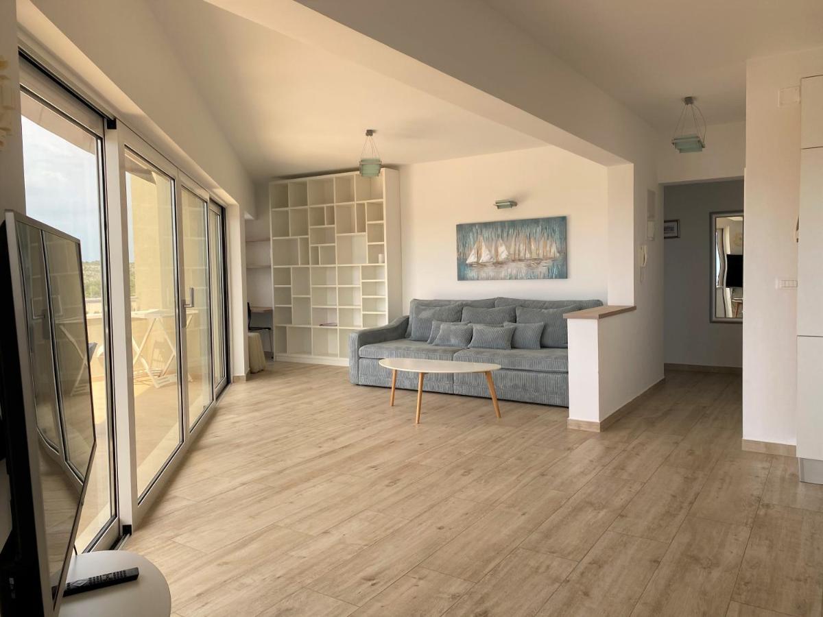 Apartments Carpe Diem Primosten Ngoại thất bức ảnh