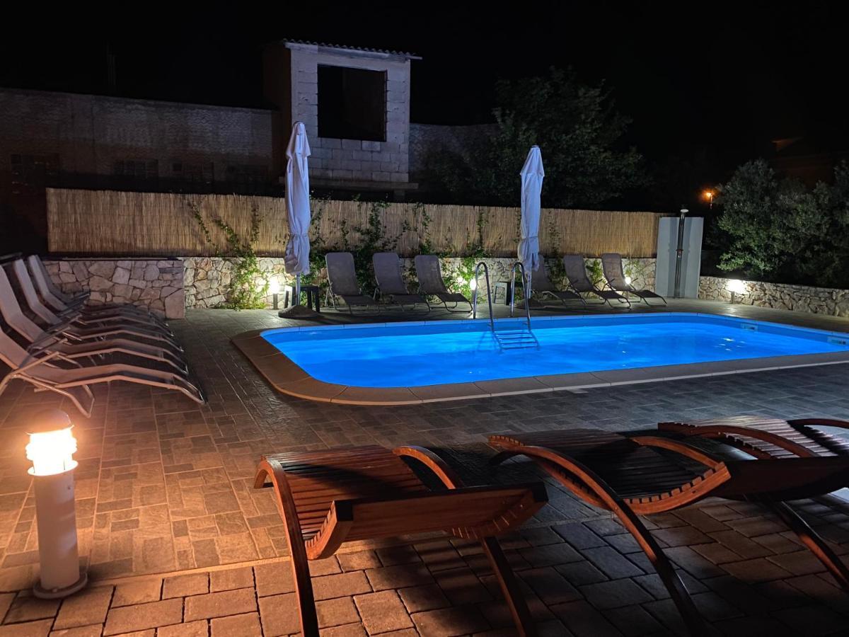 Apartments Carpe Diem Primosten Ngoại thất bức ảnh