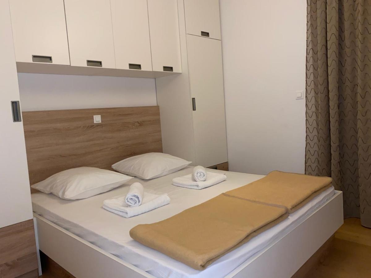 Apartments Carpe Diem Primosten Ngoại thất bức ảnh