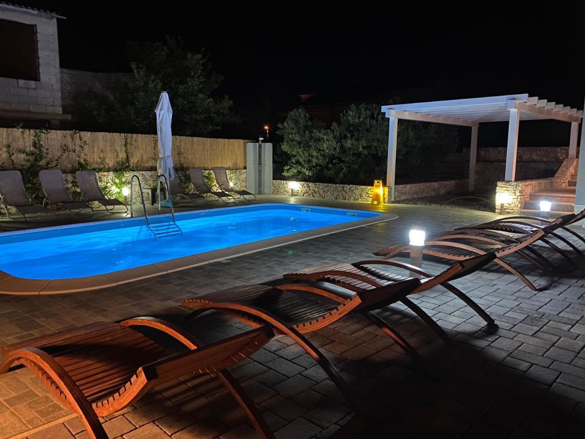 Apartments Carpe Diem Primosten Ngoại thất bức ảnh